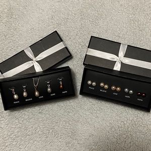 Adorable set of charms with matching earrings.